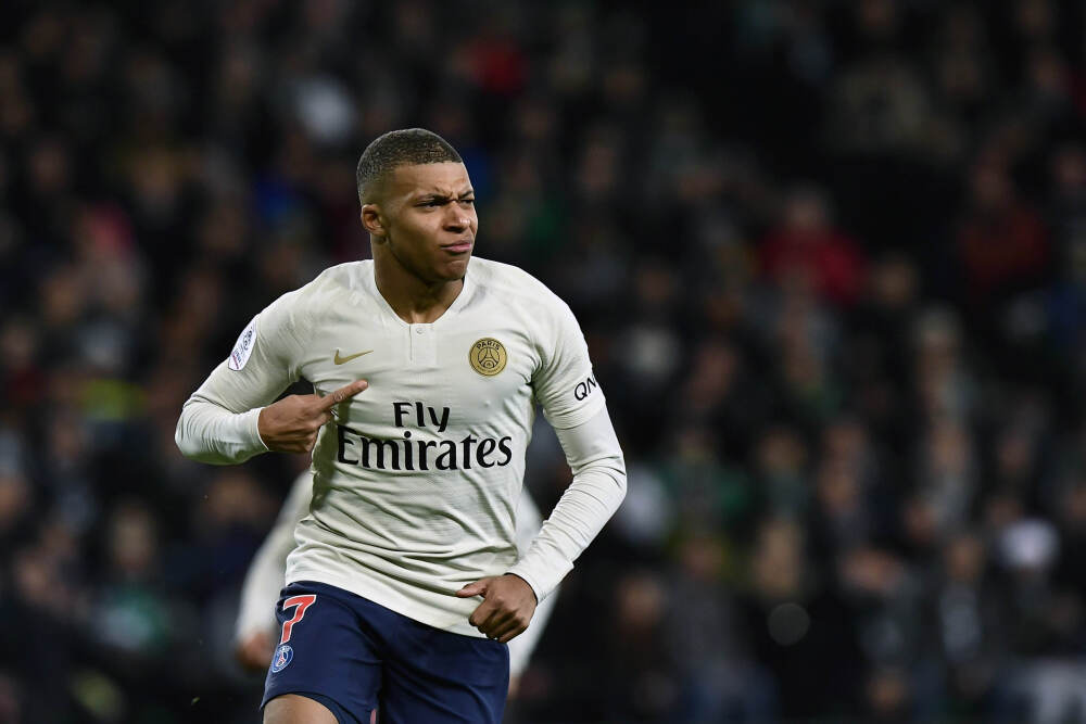 期末成绩一出，一大批家长都在托关系搞这件事